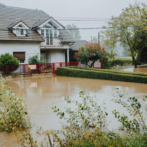 How to Sell a Water-Damaged Warehouse Complex Chicago