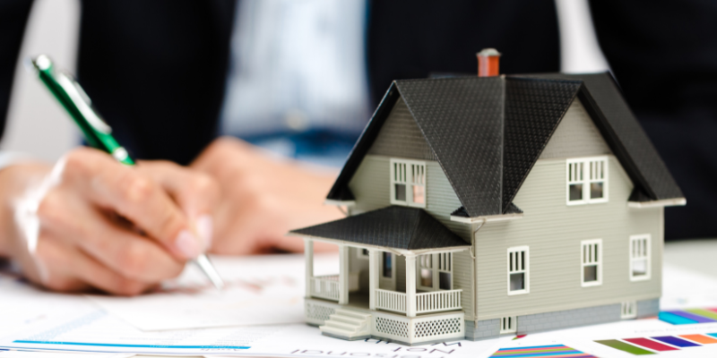 Selling My House With a Title Company in Chicago, IL