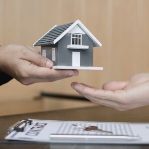 Optimal time to stay in a home before selling ijn Chicago