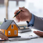 conversation in real estate agent