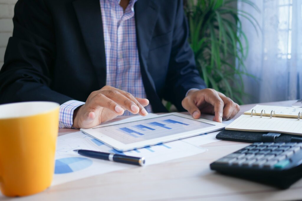 Skip the appraisals when selling a home without a realtor, choose direct home buyers instead!
