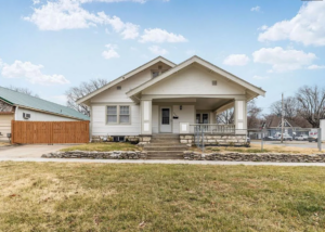 330 S Kansas Ave