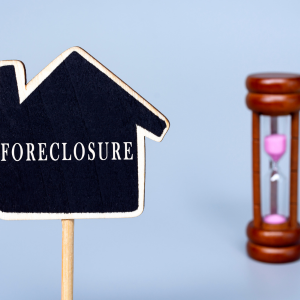 Time to Move Out After Foreclosure Auction In New York