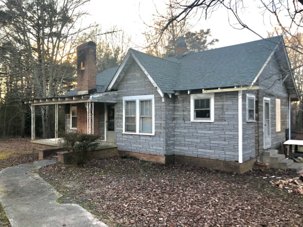 If you need to sell your Asheboro house quickly for cash, Helpful Homes wants to hear from you today!