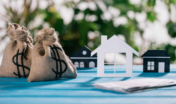 We buy houses in Florida and pay cash for mortgage notes in FL