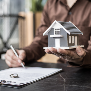 How to Sell a House with a Reverse Mortgage in Chino