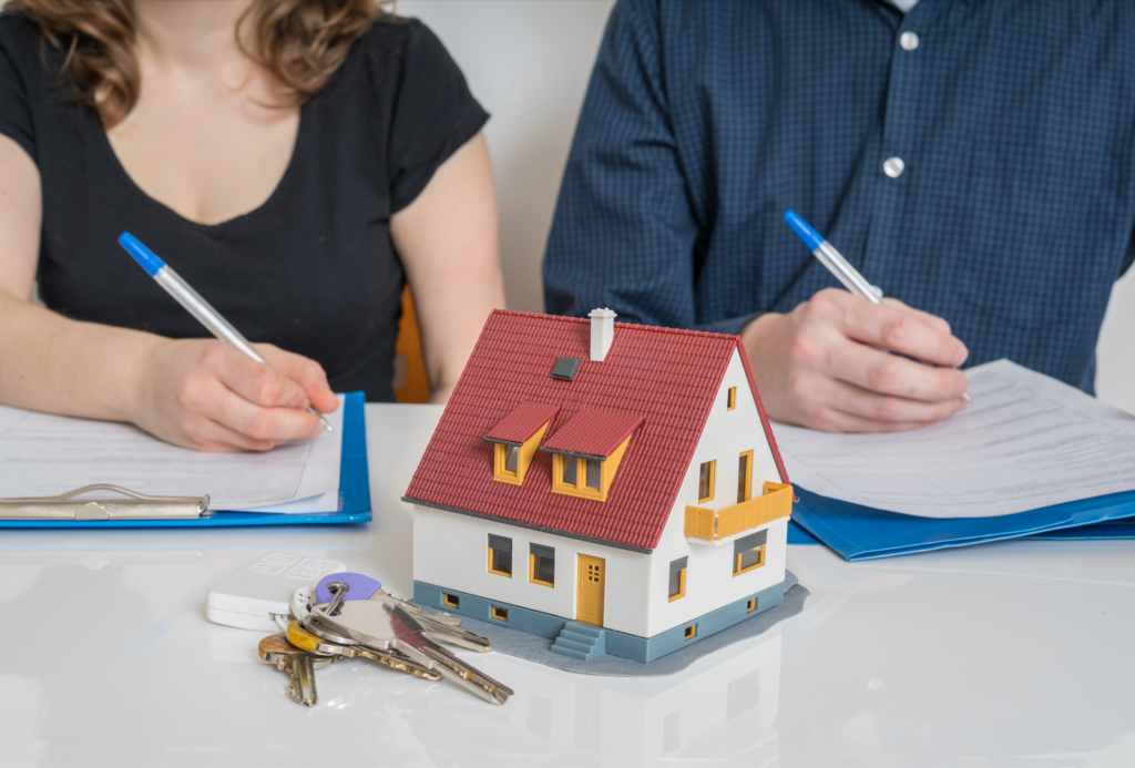 who gets the house in divorce in Washington