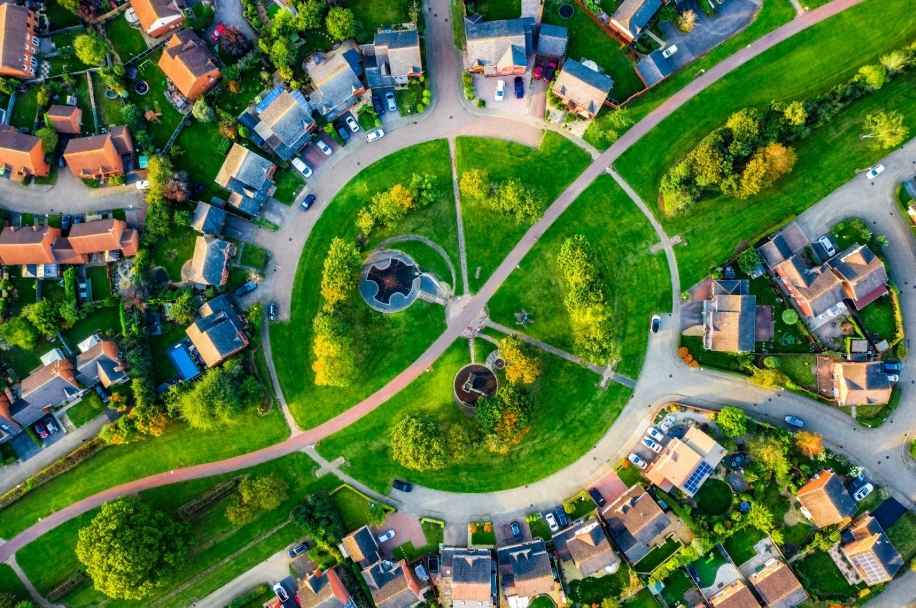 The Best and Worst Month to Sell a House