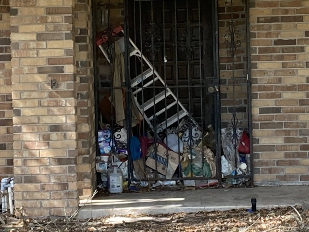 Dolfin can help avoid foreclosure