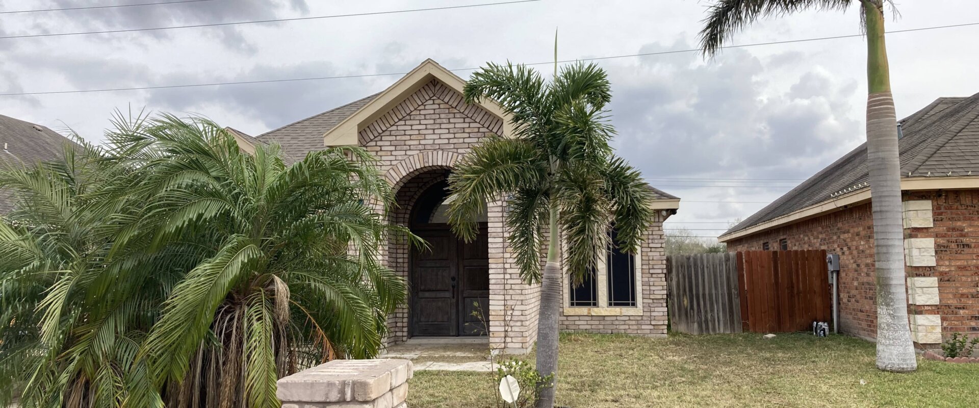 We buy houses in Alton and Mission TX as is
