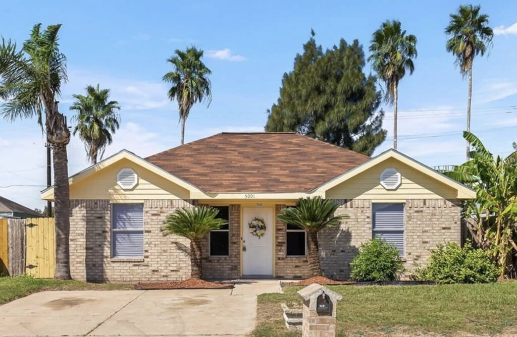 We buy houses as is in Hidalgo County