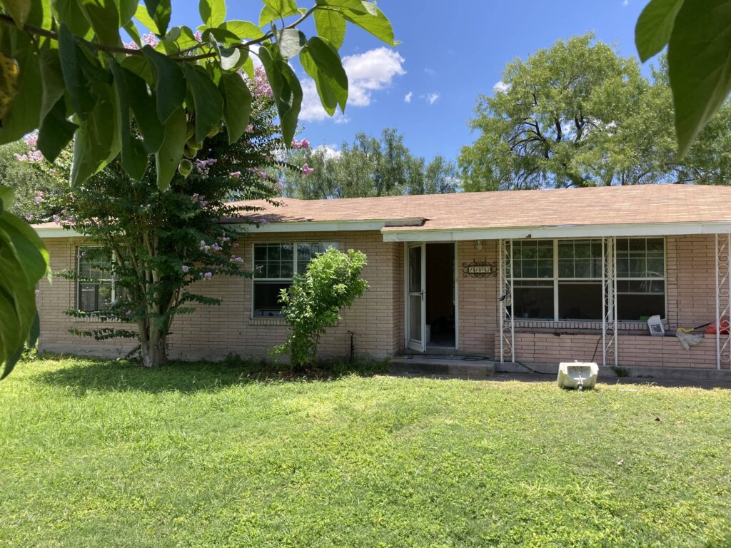 Dolfin RGV can help you sell your home fast. We are a cash buyer in Texas
