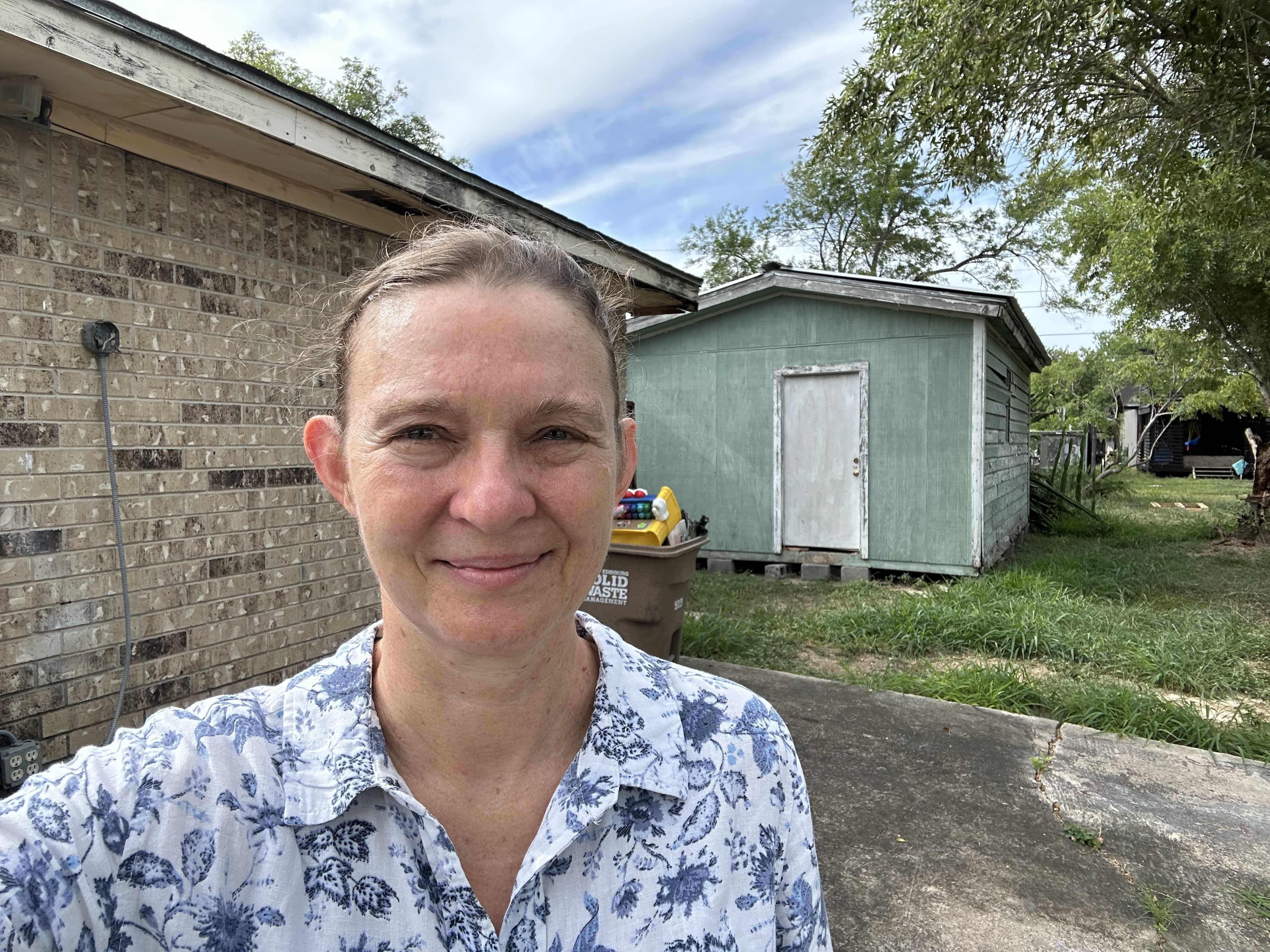 Agata from Dolfin RGV buys homes in McAllen, Edinburg, Pharr, Texas