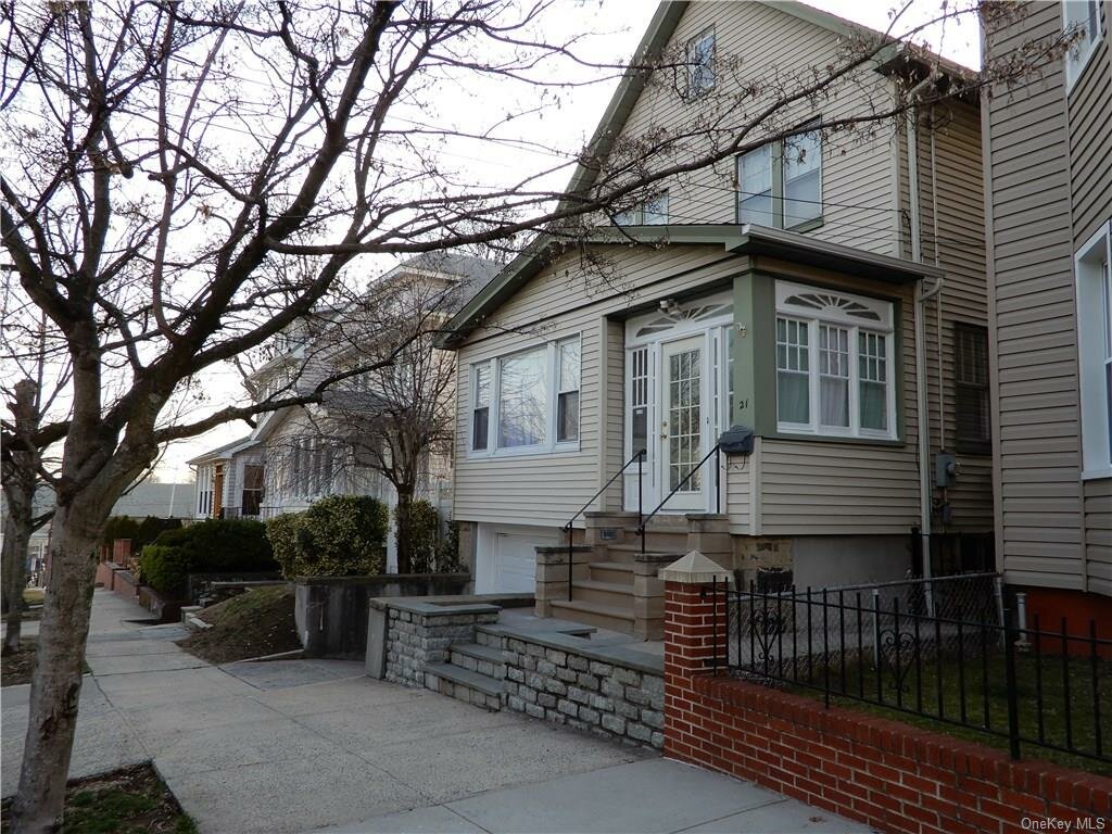 Have an outdated house you can't sell? We will make an offer!