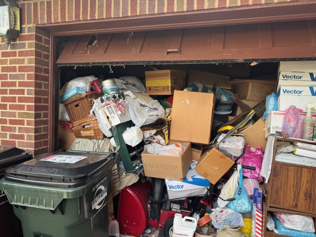 Parma Hoarder House 5 Garage
