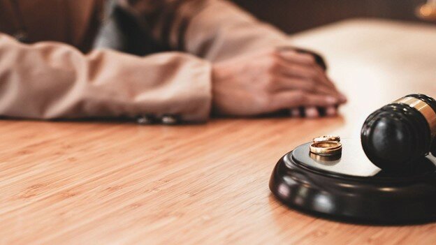 do you have to sell your house in a divorce