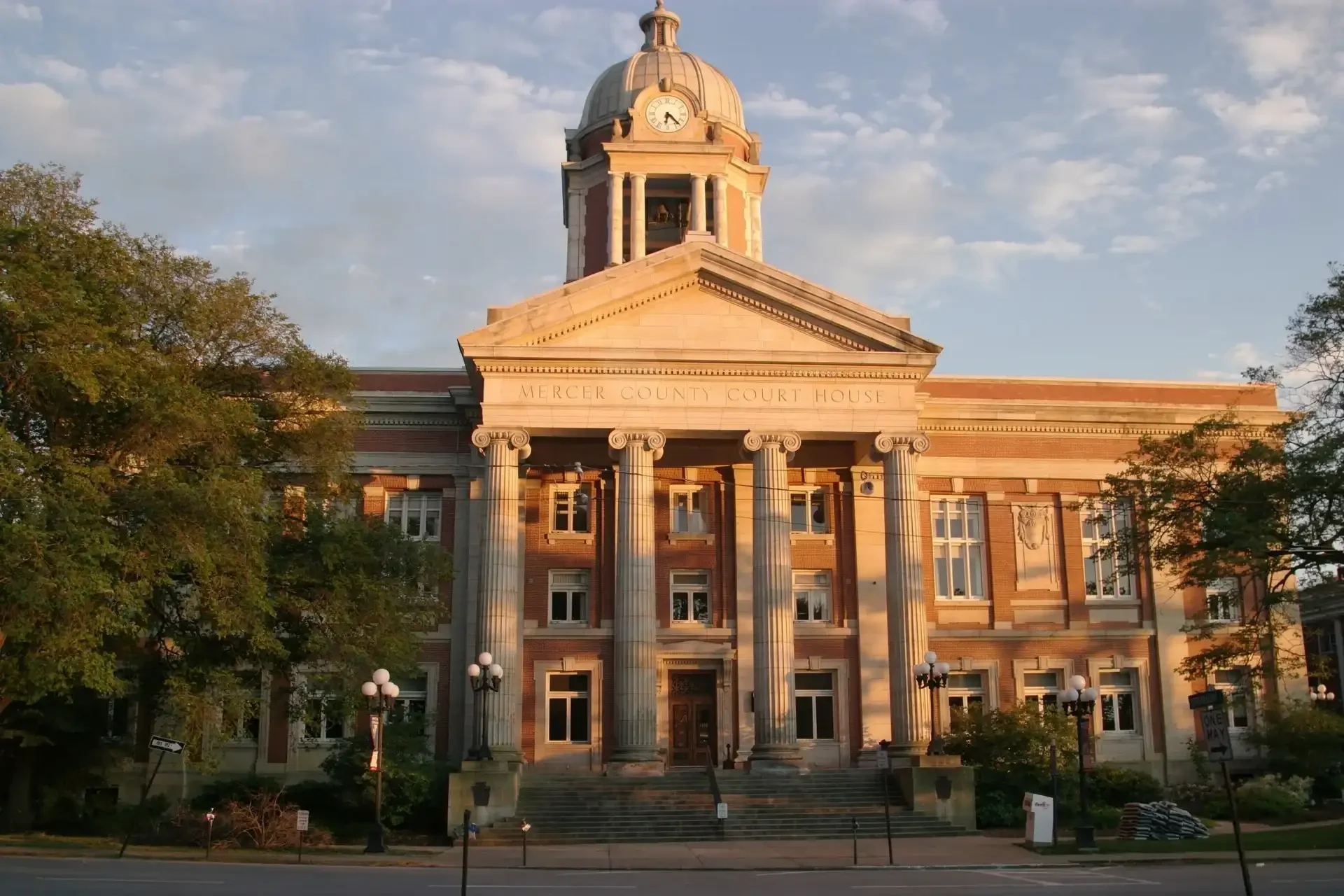 Mercer County Pennsylvania Courthouse - We Buy Houses In Pennsylvania