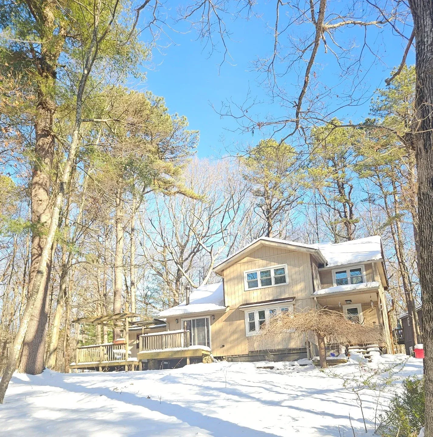 316 Goldfinch Pl, Mt Pocono, PA