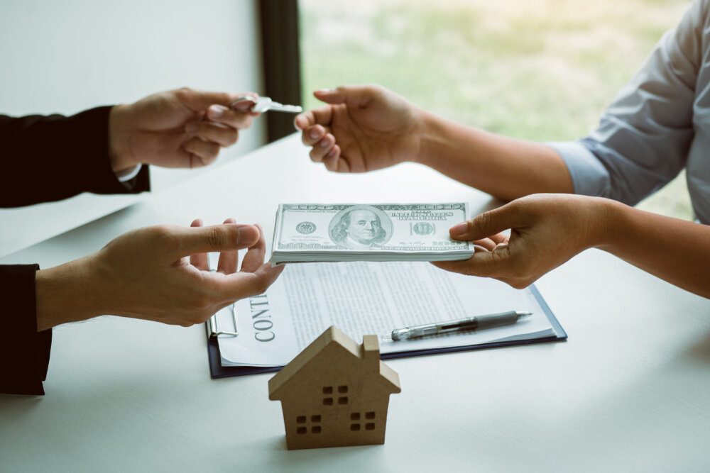 4 Headaches You Can Avoid With a Cash Home Buyer