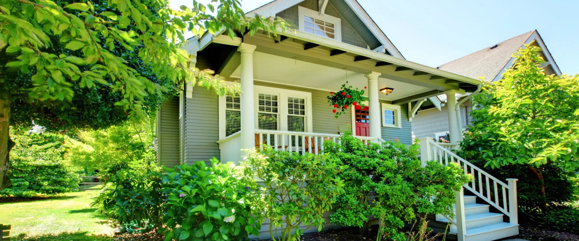 Single-family home in Euless, Texas with front porch and landscaped yard