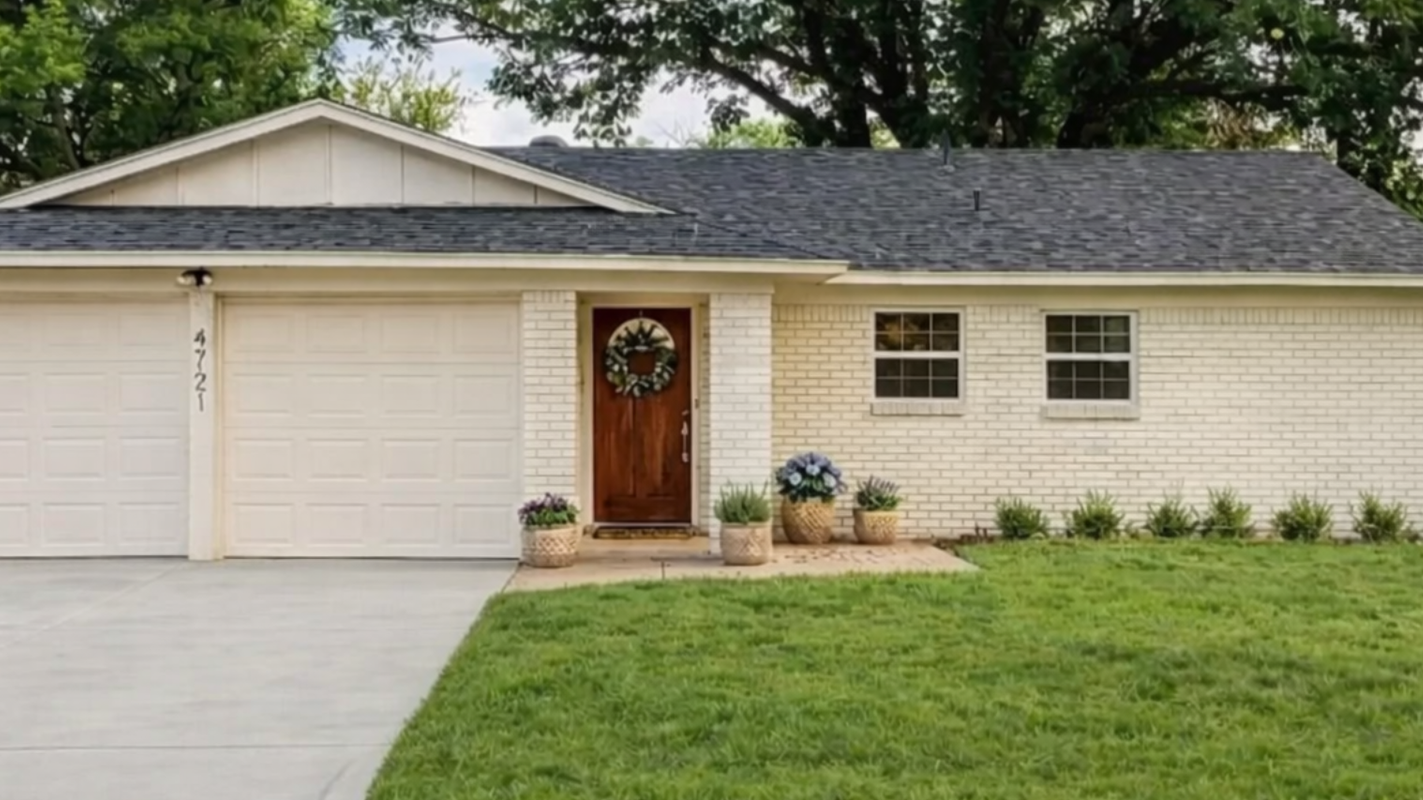 Fort Worth Texas house showing the simple home selling process with Oak Summit Group cash home buyers