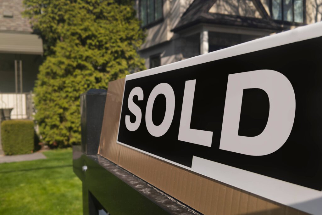 Sold-Real-Estate-Sign-State-of-the-Current-NJ-Market