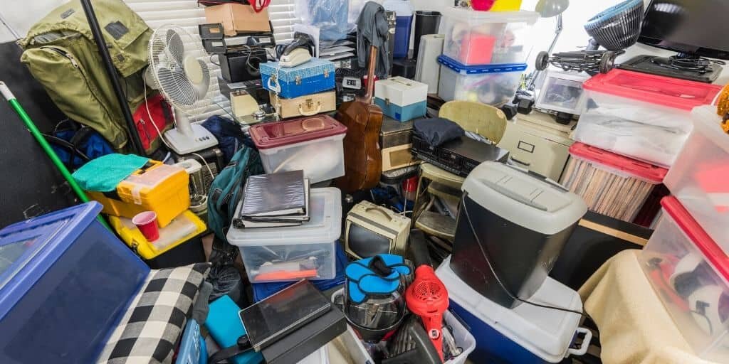hot to sell a hoarder house