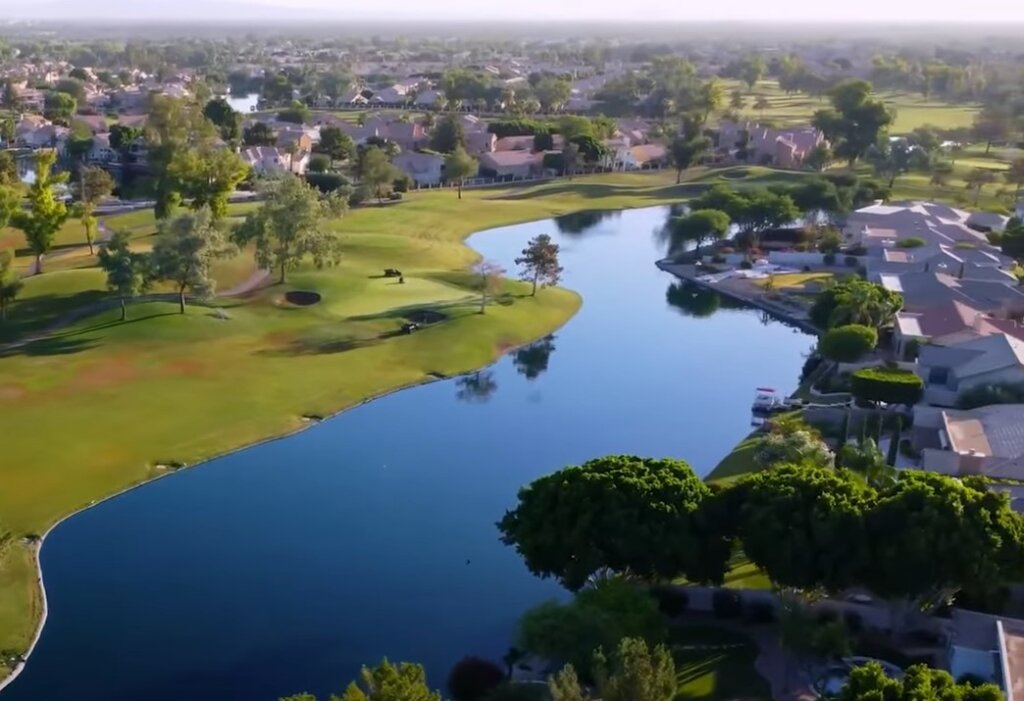 Cash House Buyers Chandler Arizona  - a landscape photo of an area with a lake