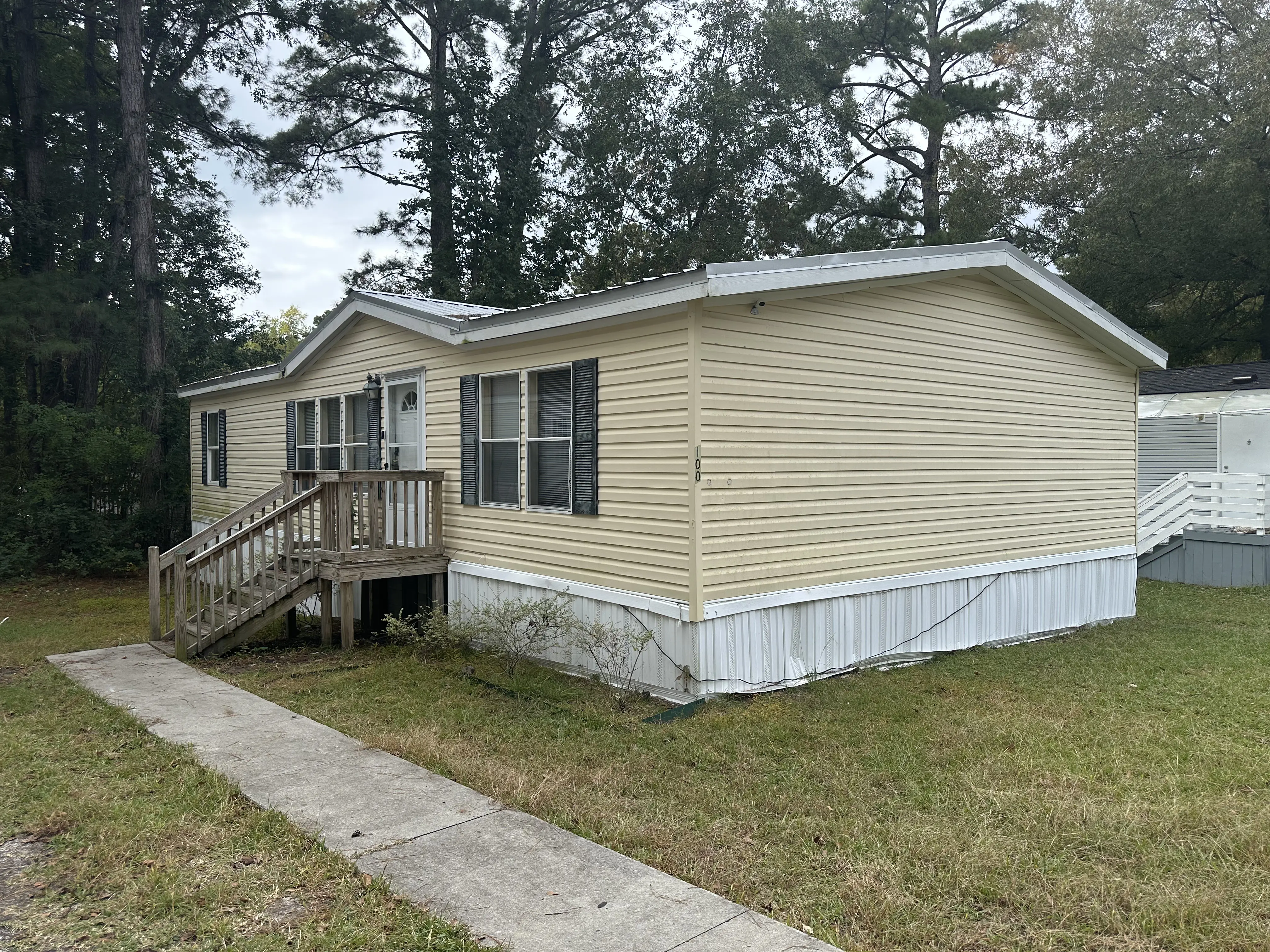 How a Summerville, South Carolina Mobile Home Owner Avoided Foreclosure and Closed in 2 Days