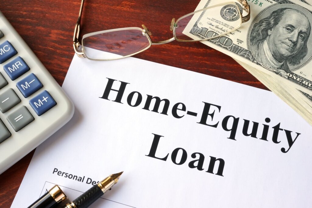 How Selling House With a Home Equity Loan Affects Your Finances