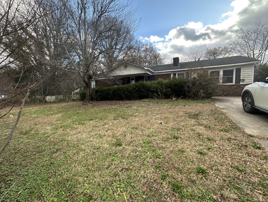 House we bought in Dallas NC - E Holly St