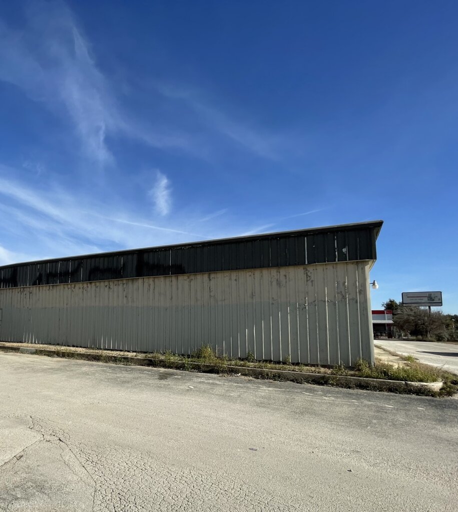 we buy warehouses for cash Texas