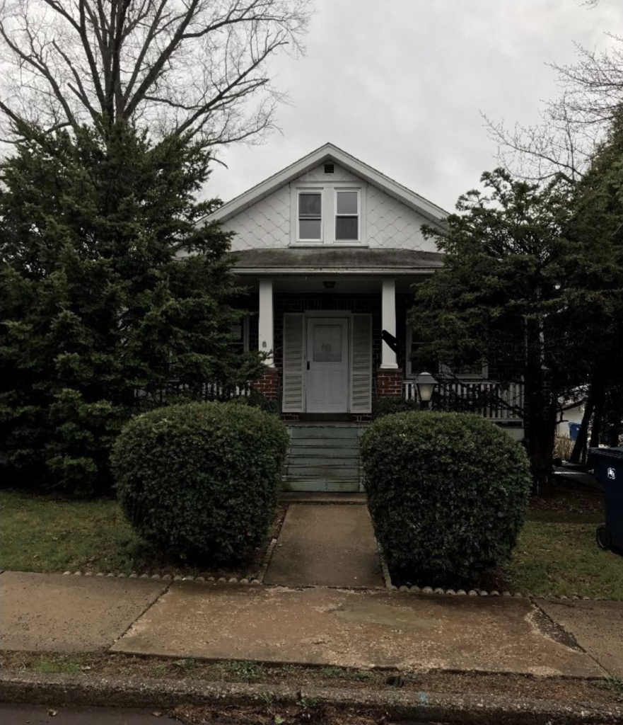 Old house front photo
