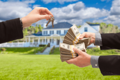 Benefits of accepting a cash offer on house