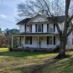 How to Sell an Old House That Needs Work in Texas