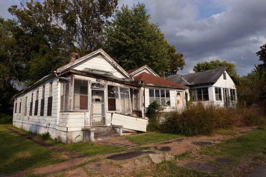Vacant house in Texas standing empty before sale