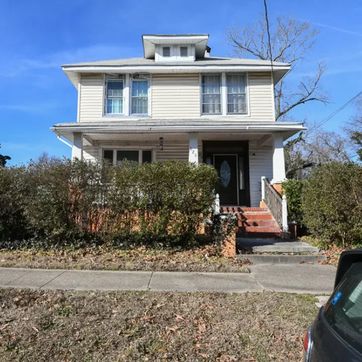 House needing repairs in Virginia