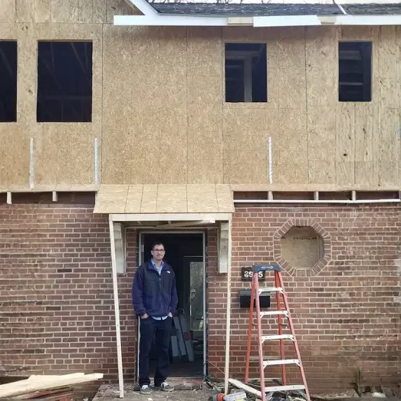 House in need of repairs in Silver Spring, MD before renovation or sale