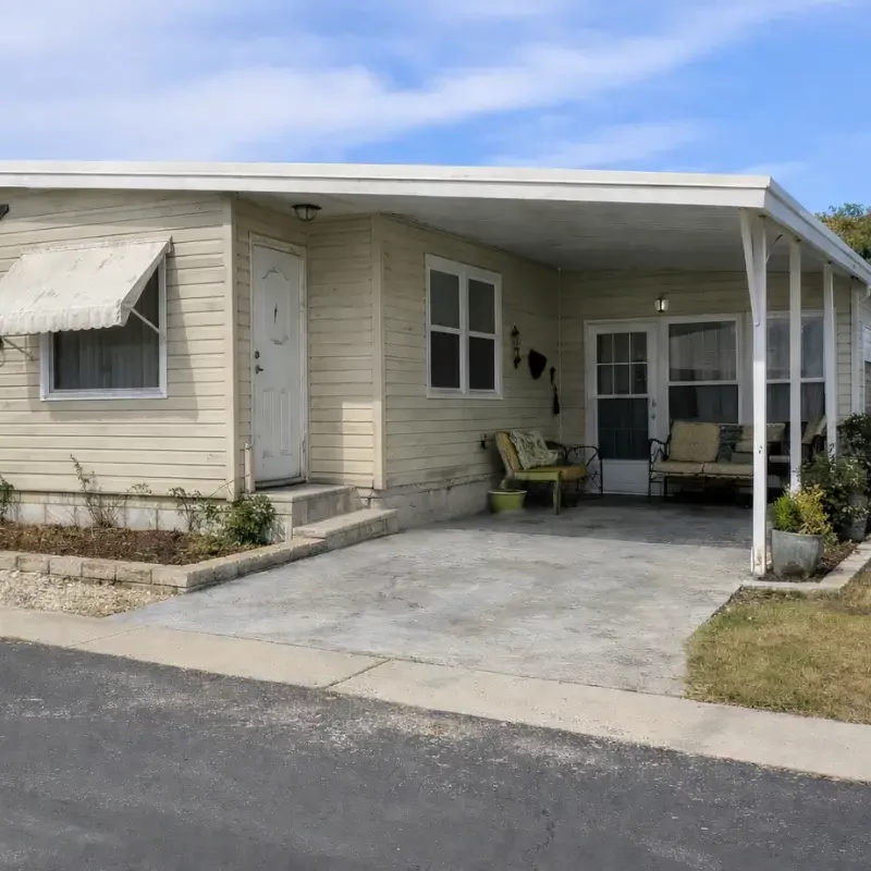 Single-family home in Belcher Rd. Largo, FL