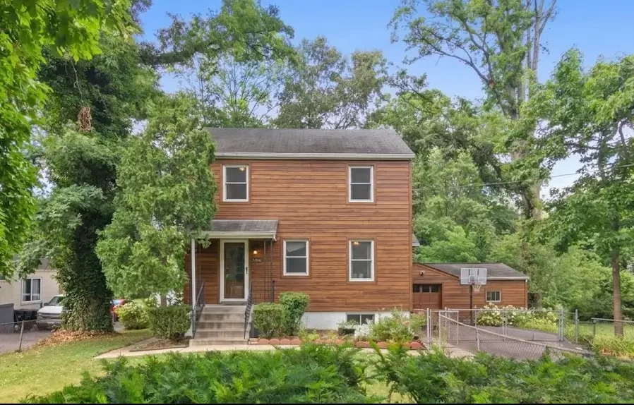 House in Lanham, MD sold for cash