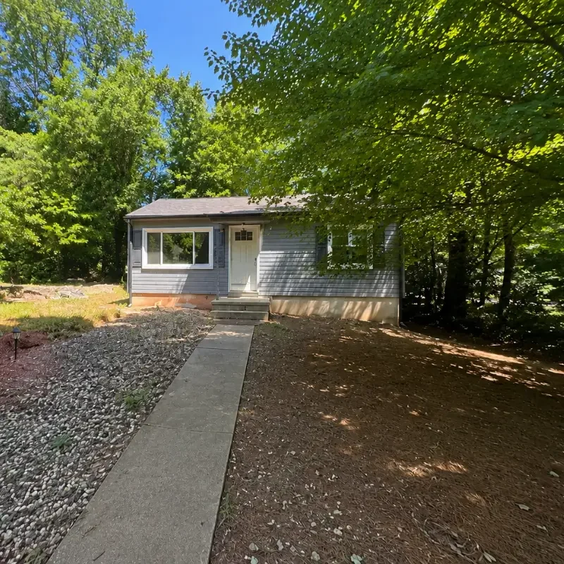 Forest Dr, Statesville, NC 28677