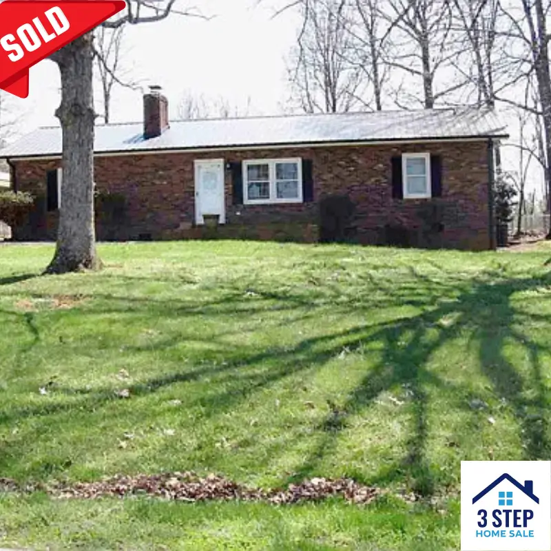 3231 Frazier Dr, Claremont, NC 28610