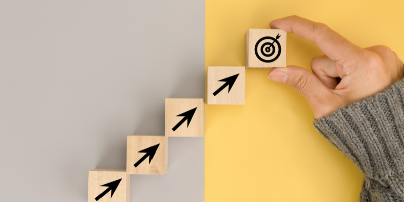 Pick a selling strategy to sell your house