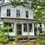 house-abandoned-vacant