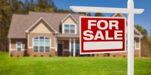 Avoid These 10 Common Home Selling Mistakes to Successfully Sell Your Home