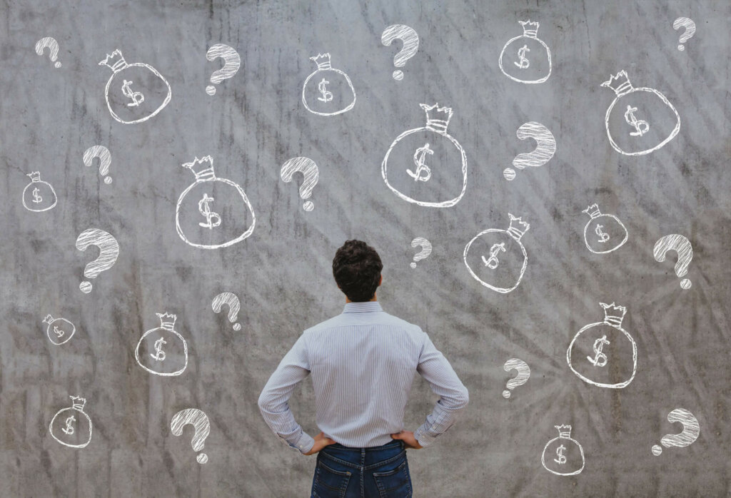 Learn the pros and cons of selling your Illinois home for cash. Illinois homeowner debating selling house for cash.