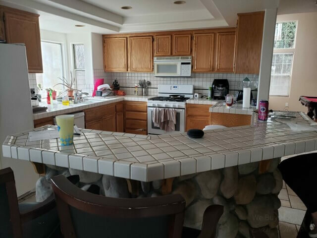 kitchen before home buying in san diego