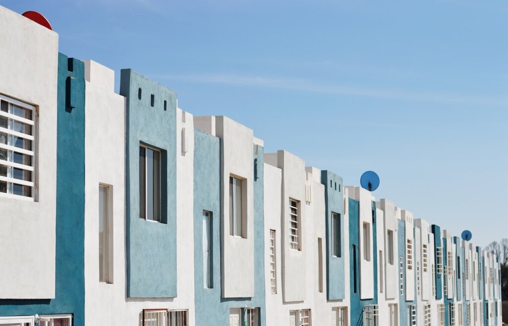 selling a house during divorce