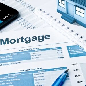 Sell a Home With a Mortgage In Florida
