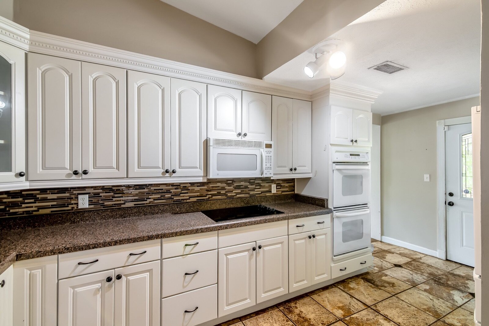 Sell Rental Property With Tenants Tennessee: Your Options — cash home buyer serving Middle Tennessee